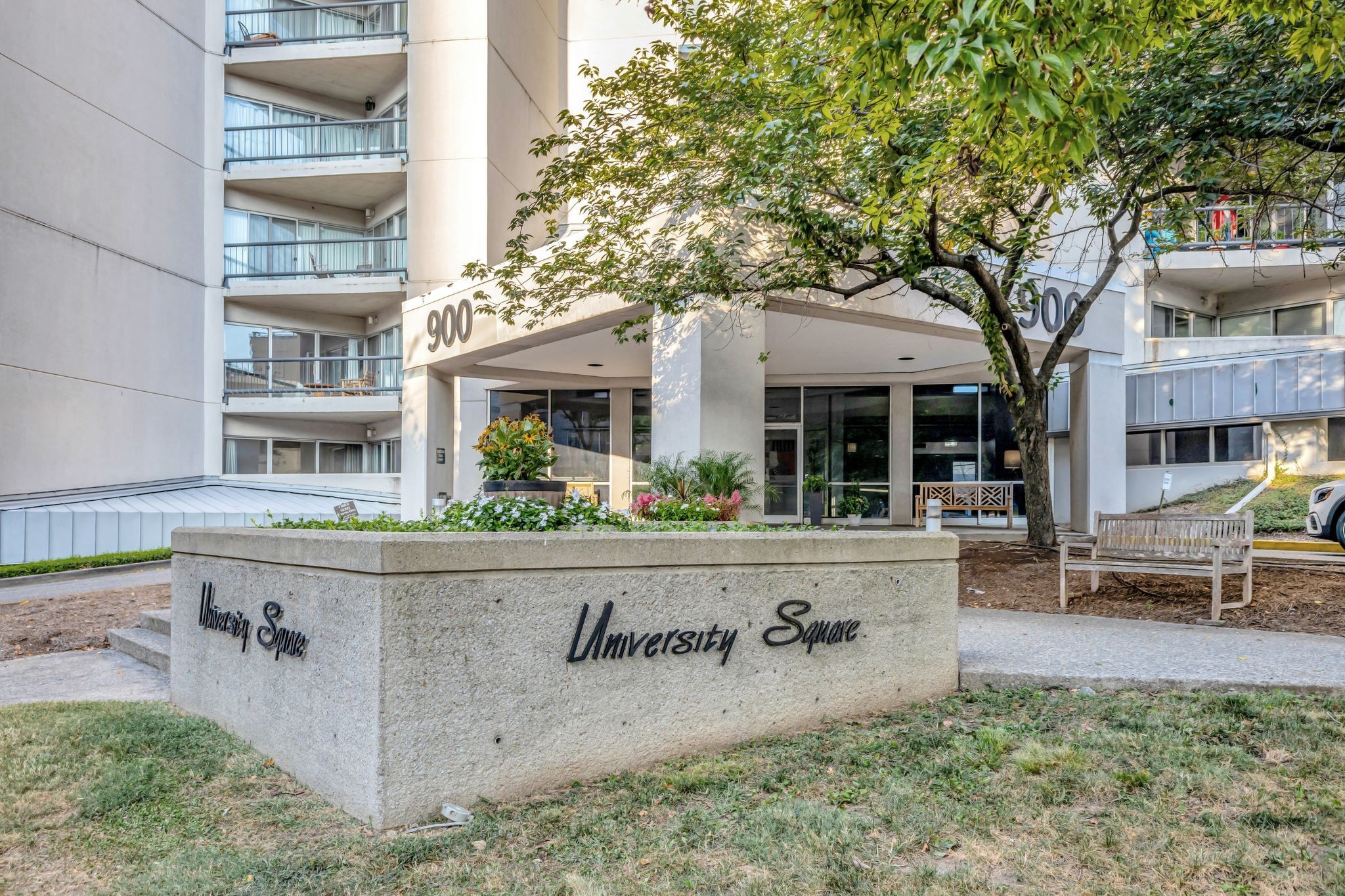 900 19th Ave, S Nashville TN 37212