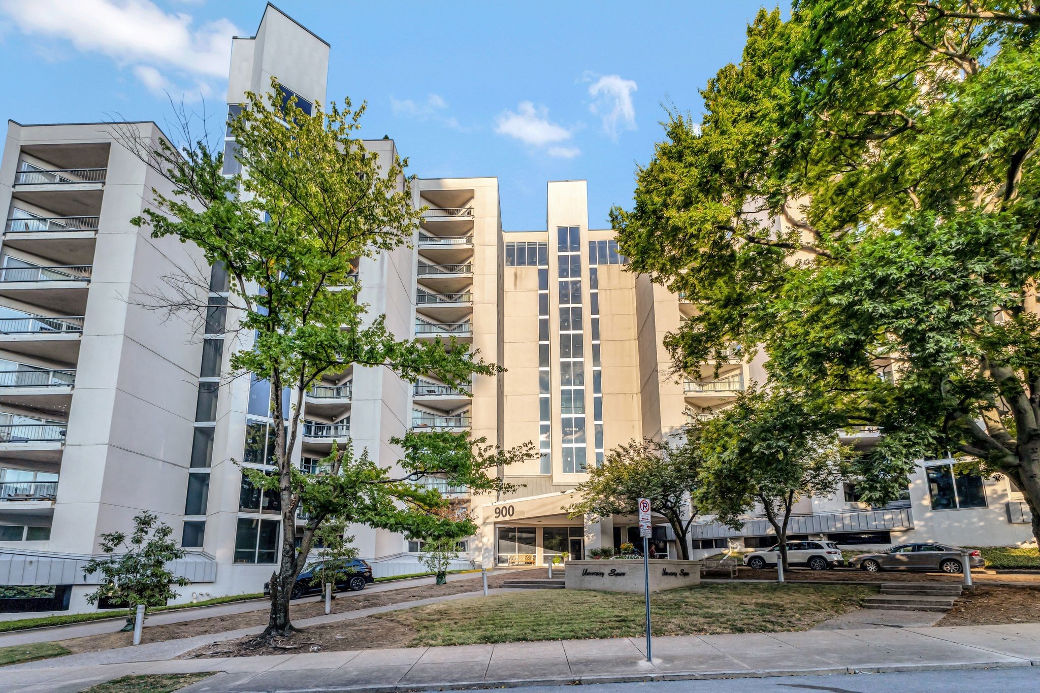 900 19th Ave, S Nashville TN 37212