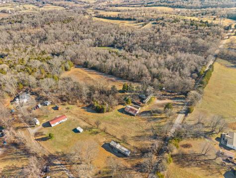 1071 Scott Road Bethpage TN 37022