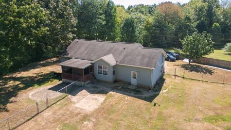 2955 Charlie Sleigh Road Woodlawn TN 37191