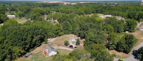 2955 Charlie Sleigh Road Woodlawn TN 37191