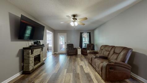 2955 Charlie Sleigh Road Woodlawn TN 37191