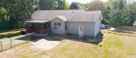 2955 Charlie Sleigh Road Woodlawn TN 37191