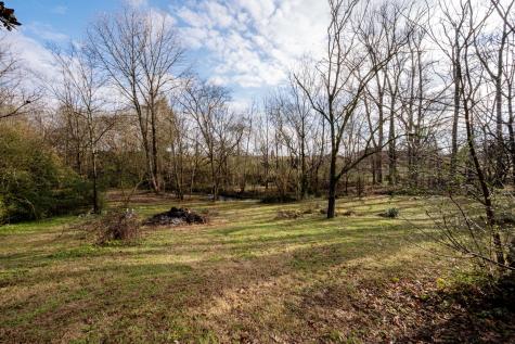 4383 E Jefferson Pike Lascassas TN 37085