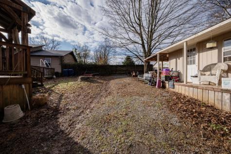4383 E Jefferson Pike Lascassas TN 37085