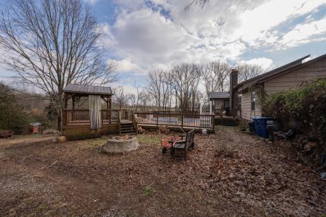 4383 E Jefferson Pike Lascassas TN 37085