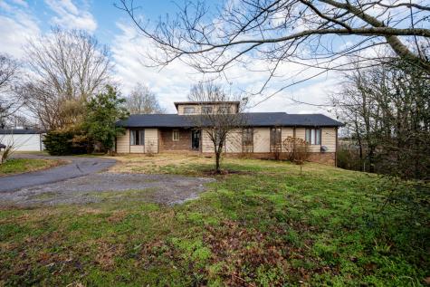 4383 E Jefferson Pike Lascassas TN 37085