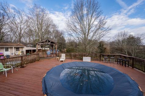 4383 E Jefferson Pike Lascassas TN 37085