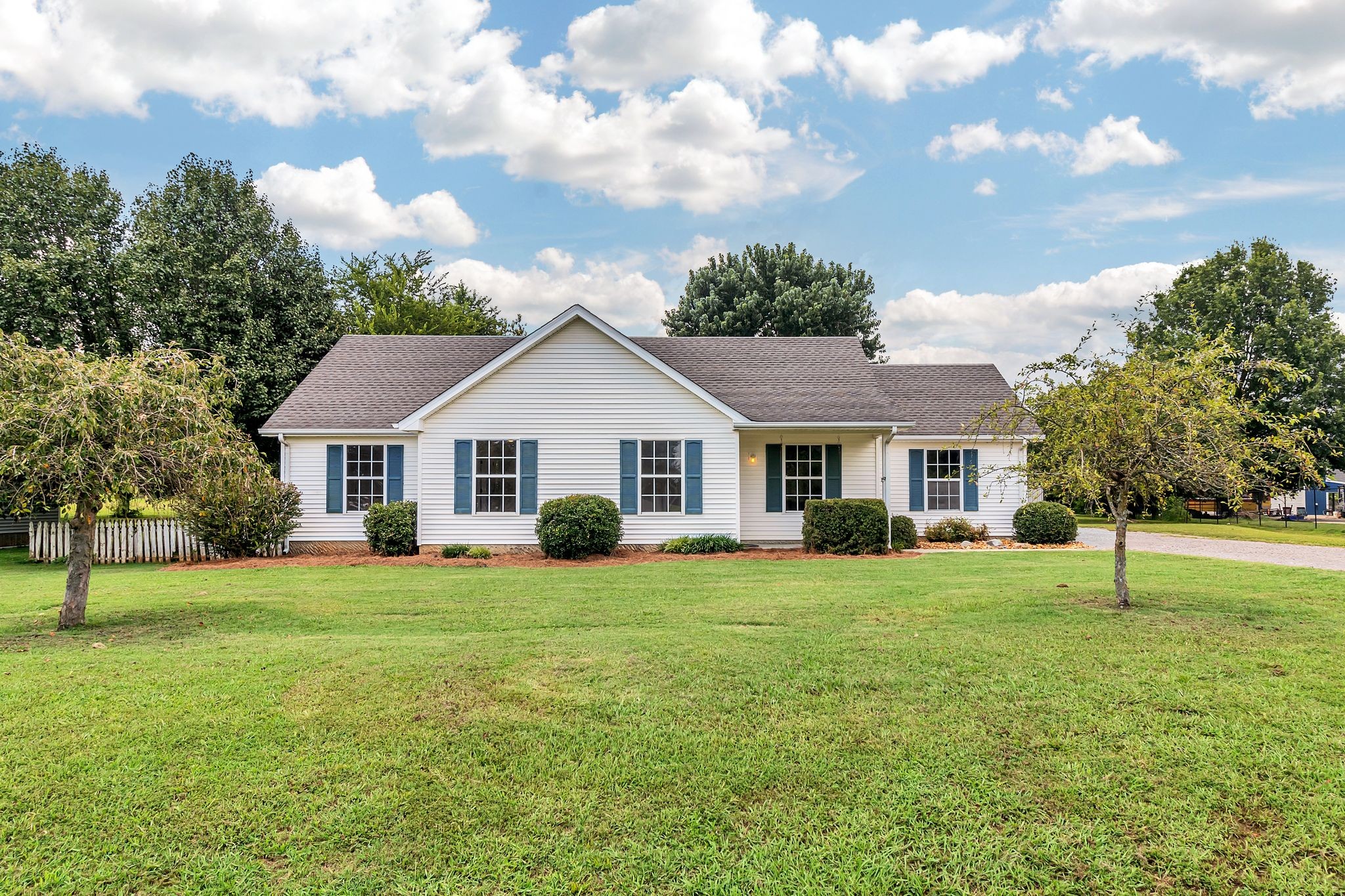 5614 Constantine Drive Rockvale TN 37153