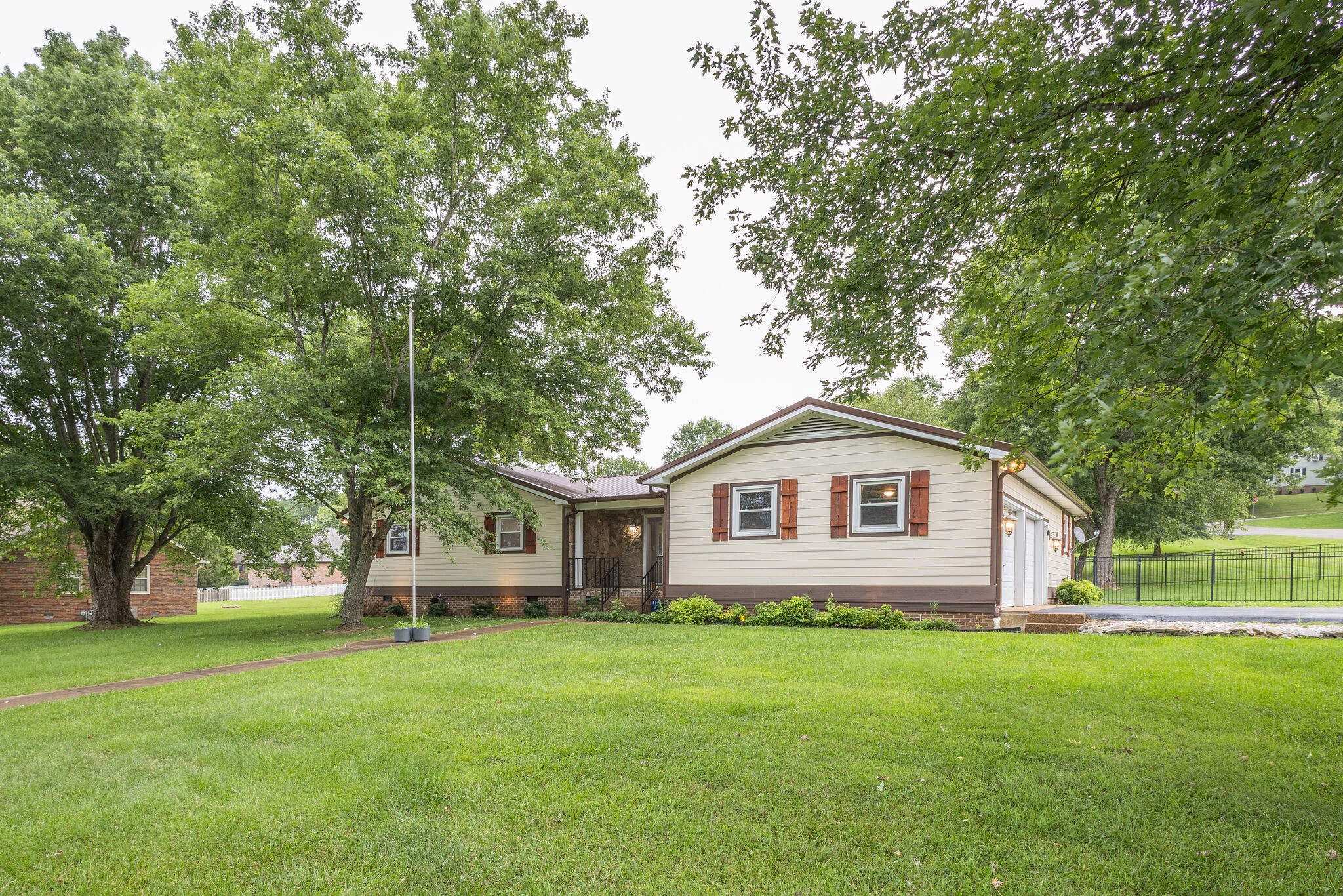 109 Masters Lane Columbia TN 38401