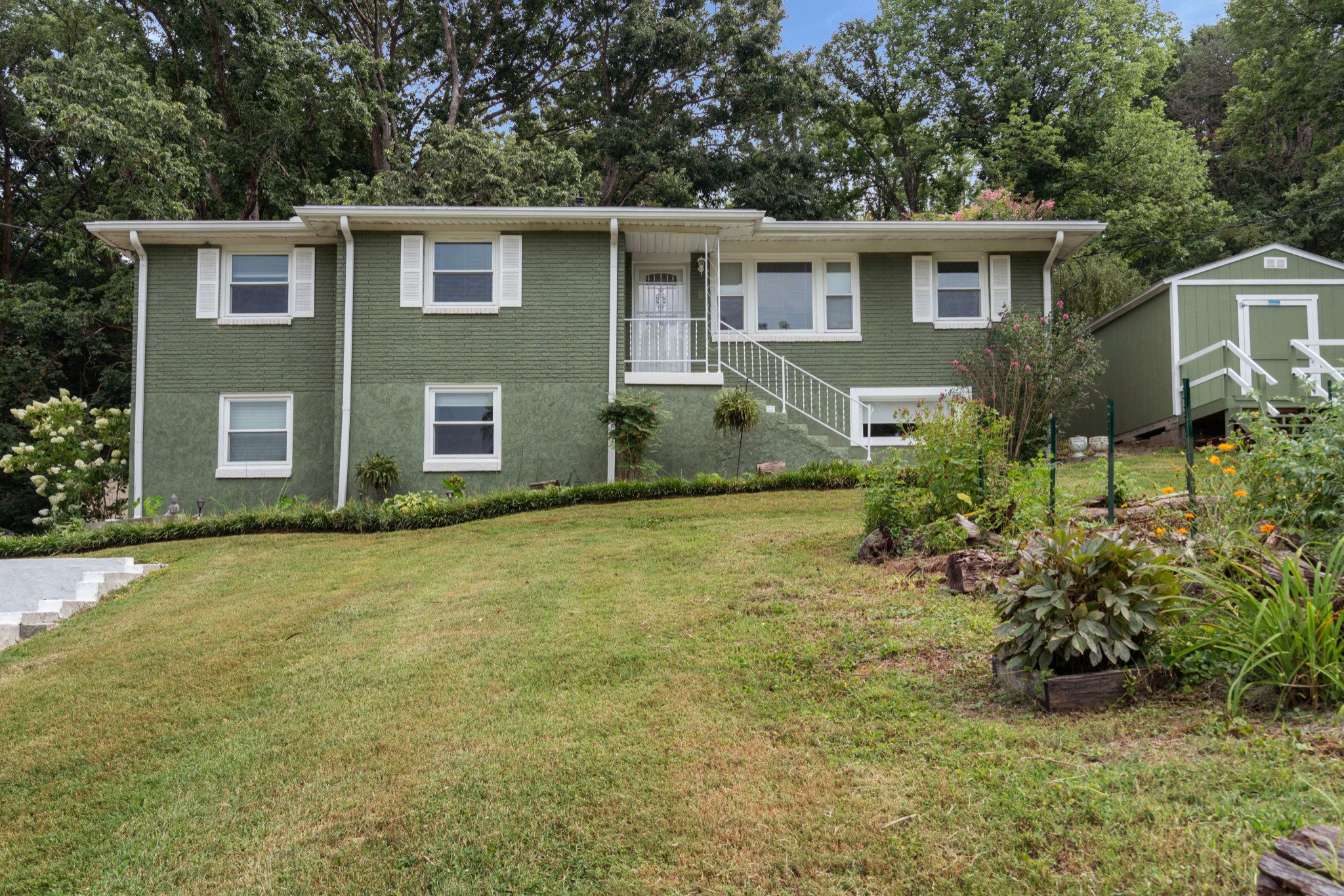 214 Shevel Drive Goodlettsville TN 37072