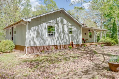 1110 Pack Road White Bluff TN 37187