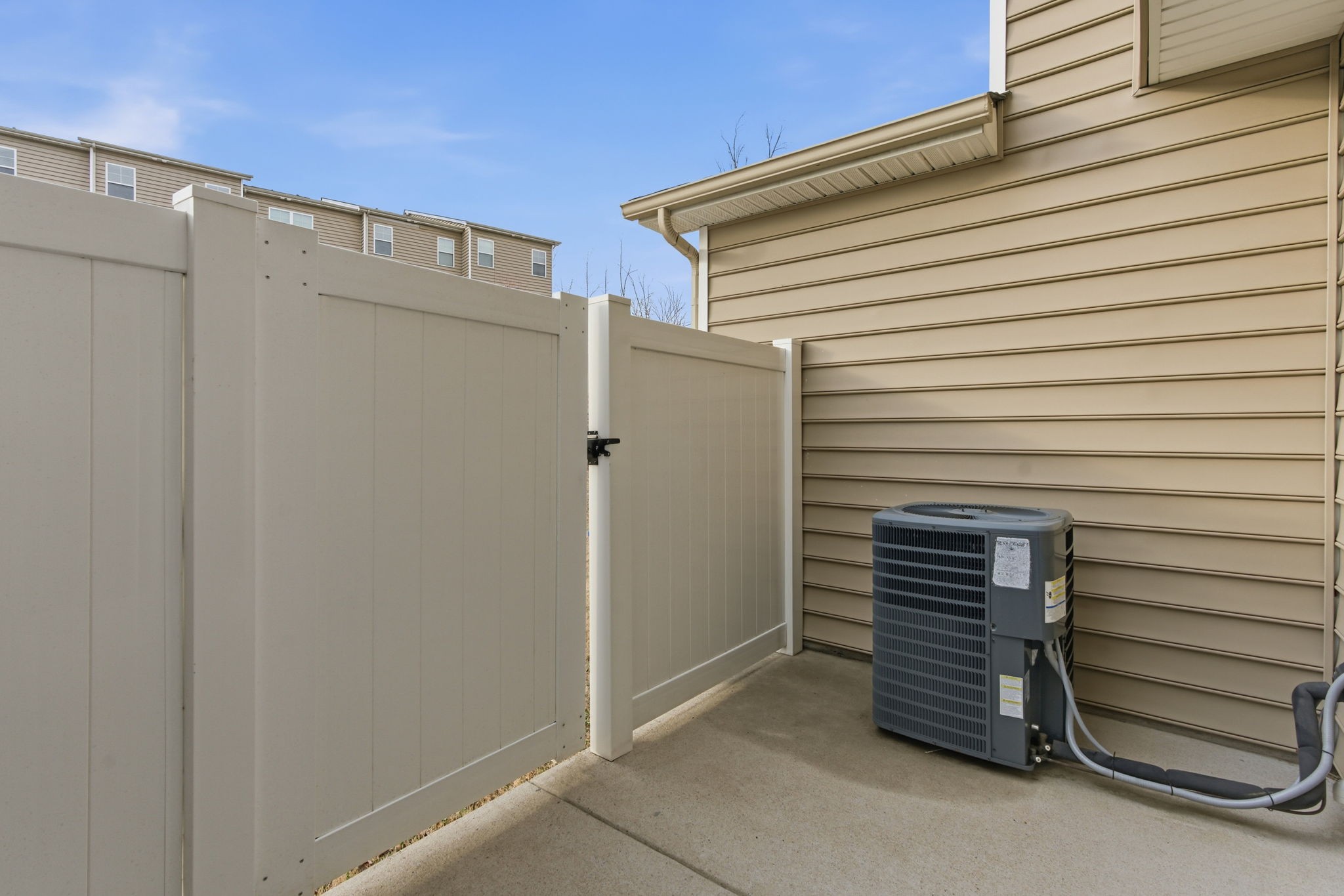 809 Bradburn Village Way Antioch TN 37013