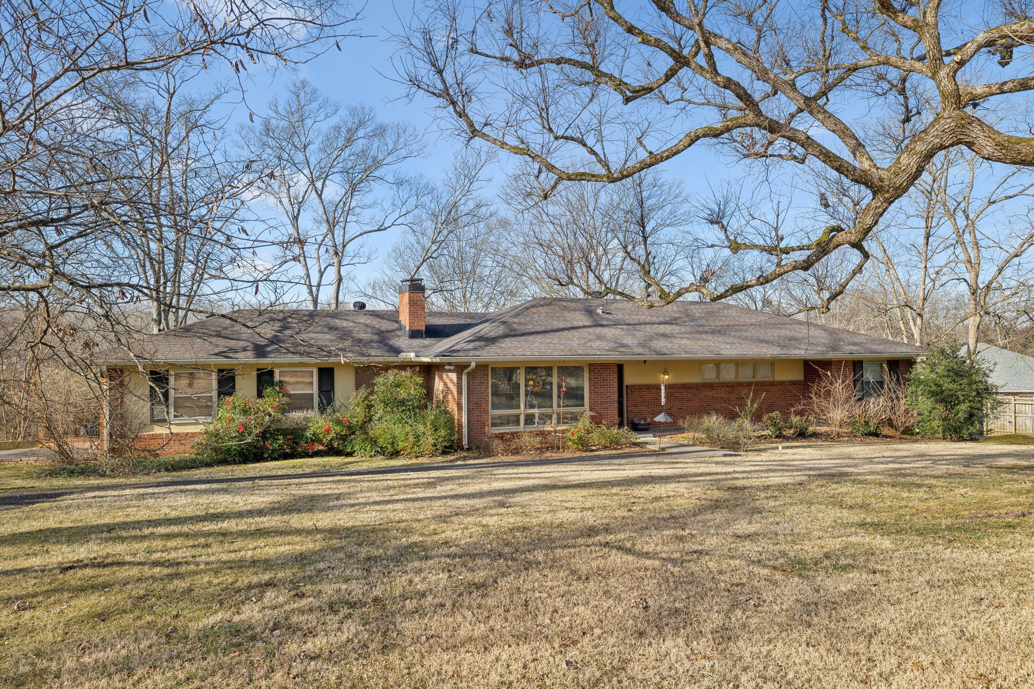 611 W Meade Drive Nashville TN 37205