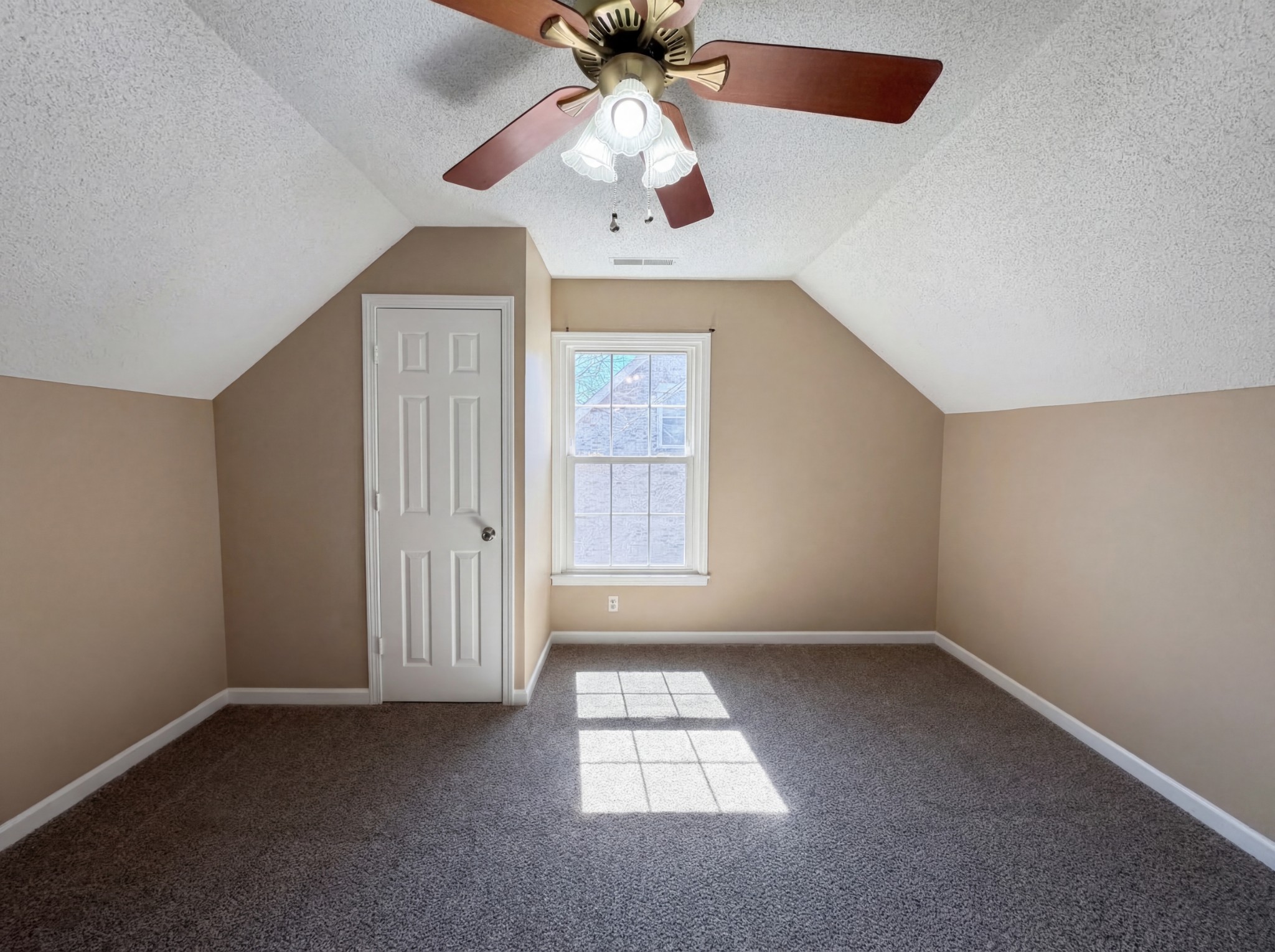 1157 Woodbridge Drive Clarksville TN 37042