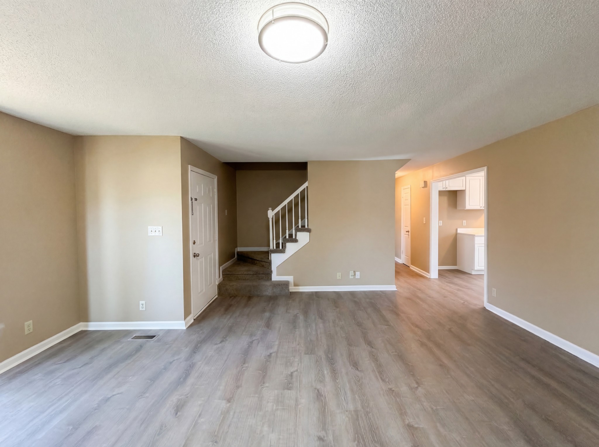 1157 Woodbridge Drive Clarksville TN 37042