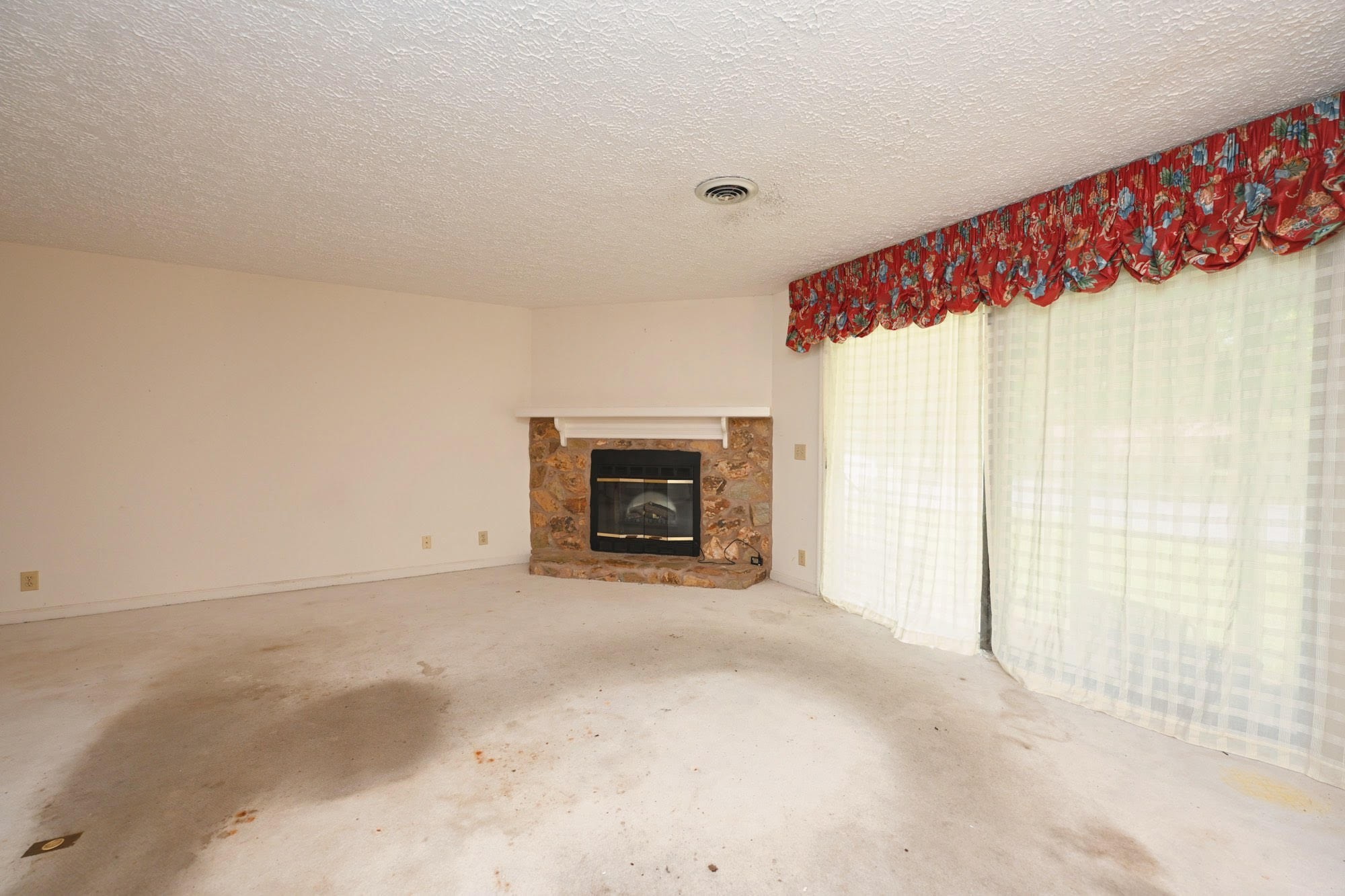 128 Tanasi Shore Gallatin TN 37066