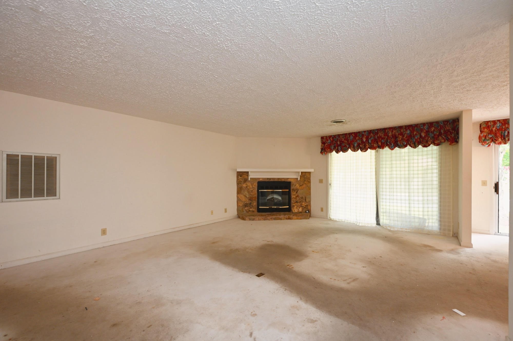 128 Tanasi Shore Gallatin TN 37066