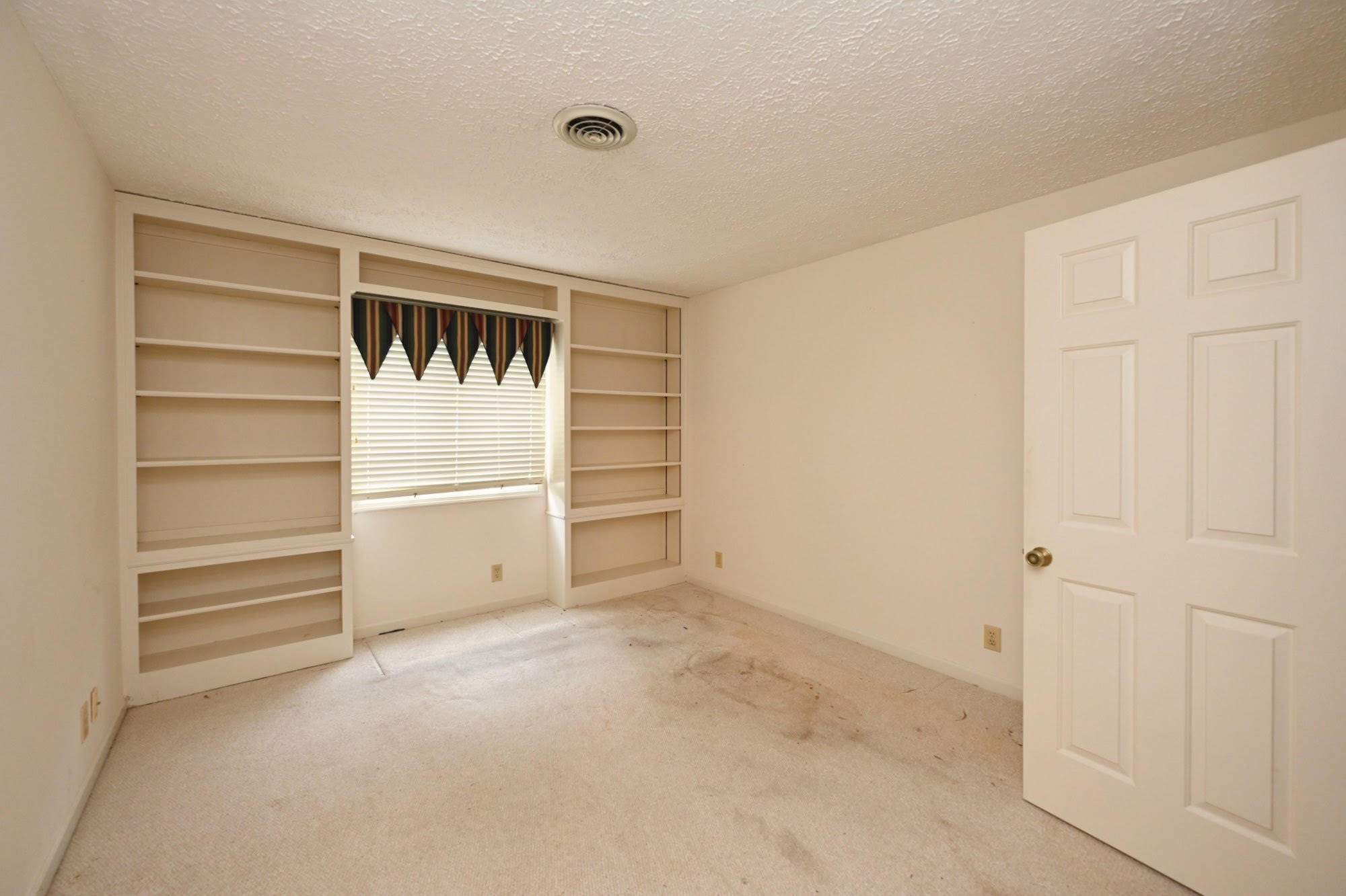 128 Tanasi Shore Gallatin TN 37066