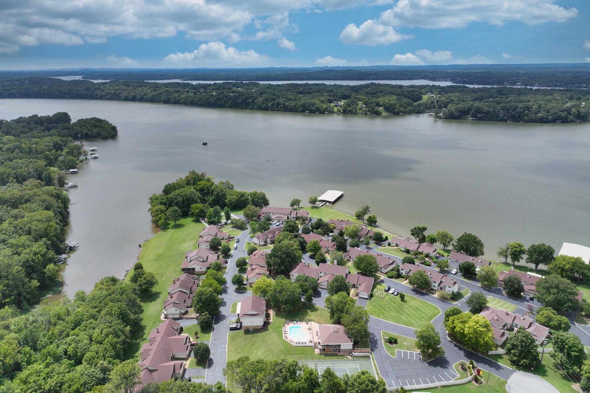 128 Tanasi Shore Gallatin TN 37066