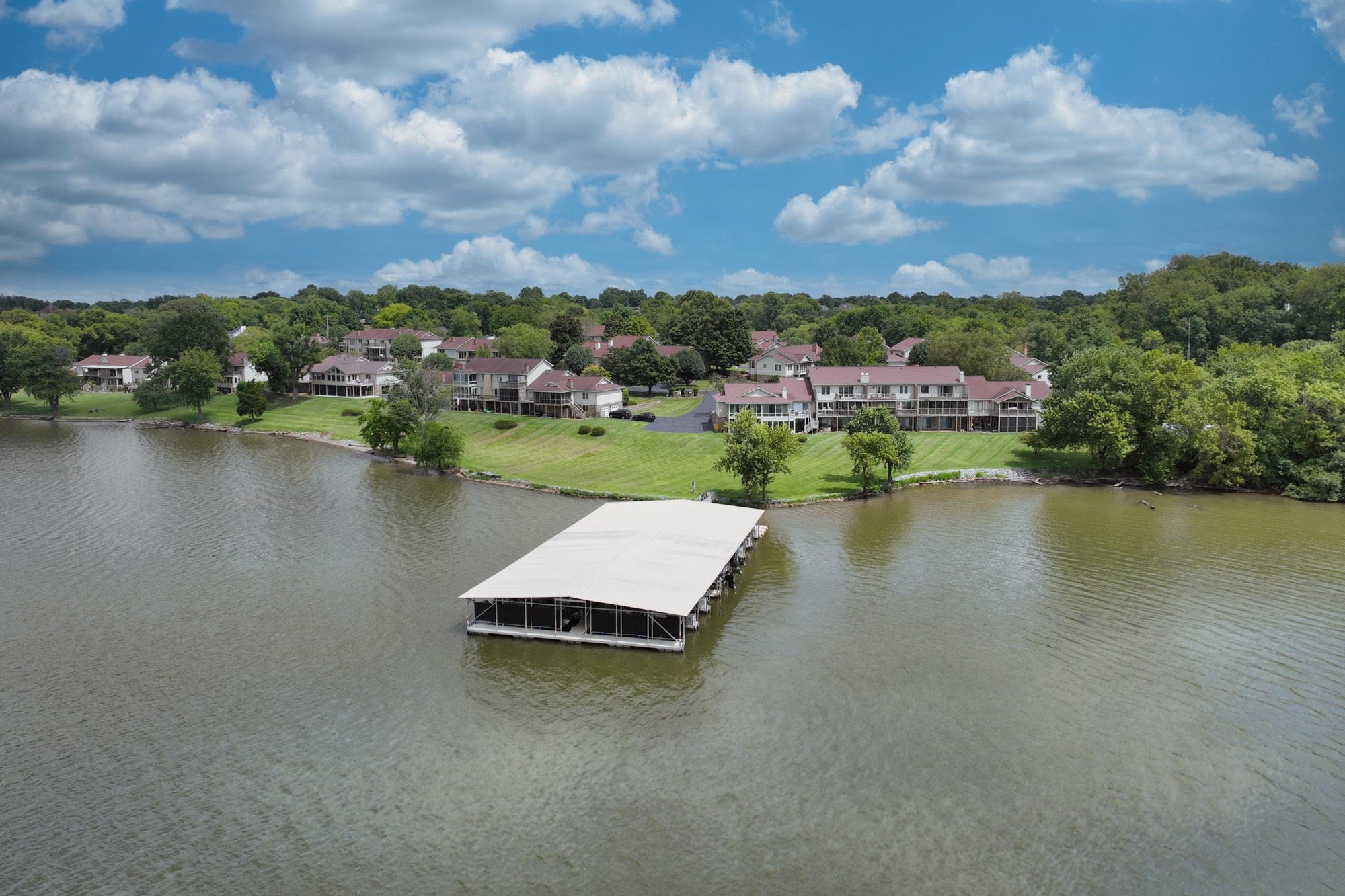 128 Tanasi Shore Gallatin TN 37066