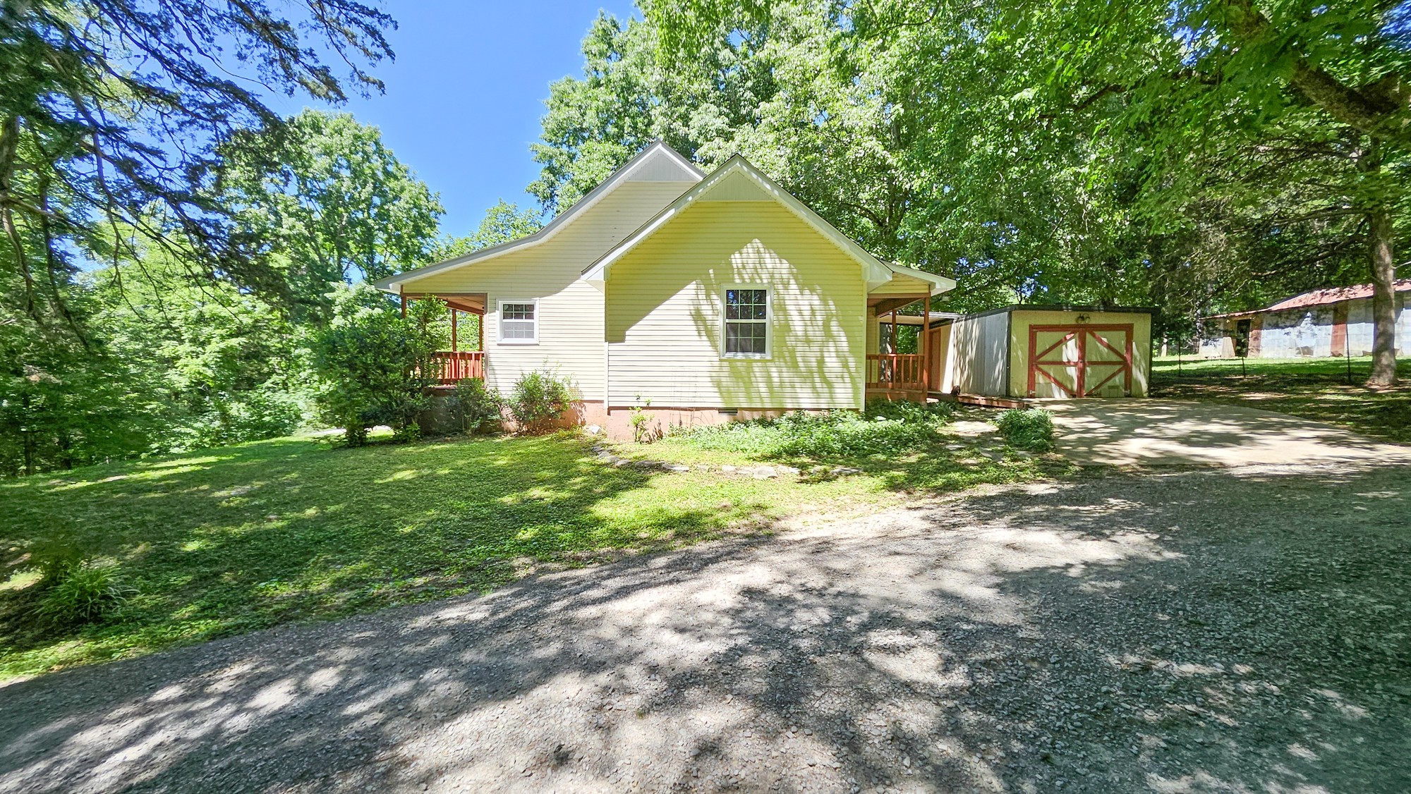 789 Holt Hollow Road Prospect TN 38477
