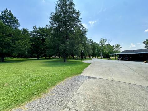 2055 Highway 12, S Ashland City TN 37015