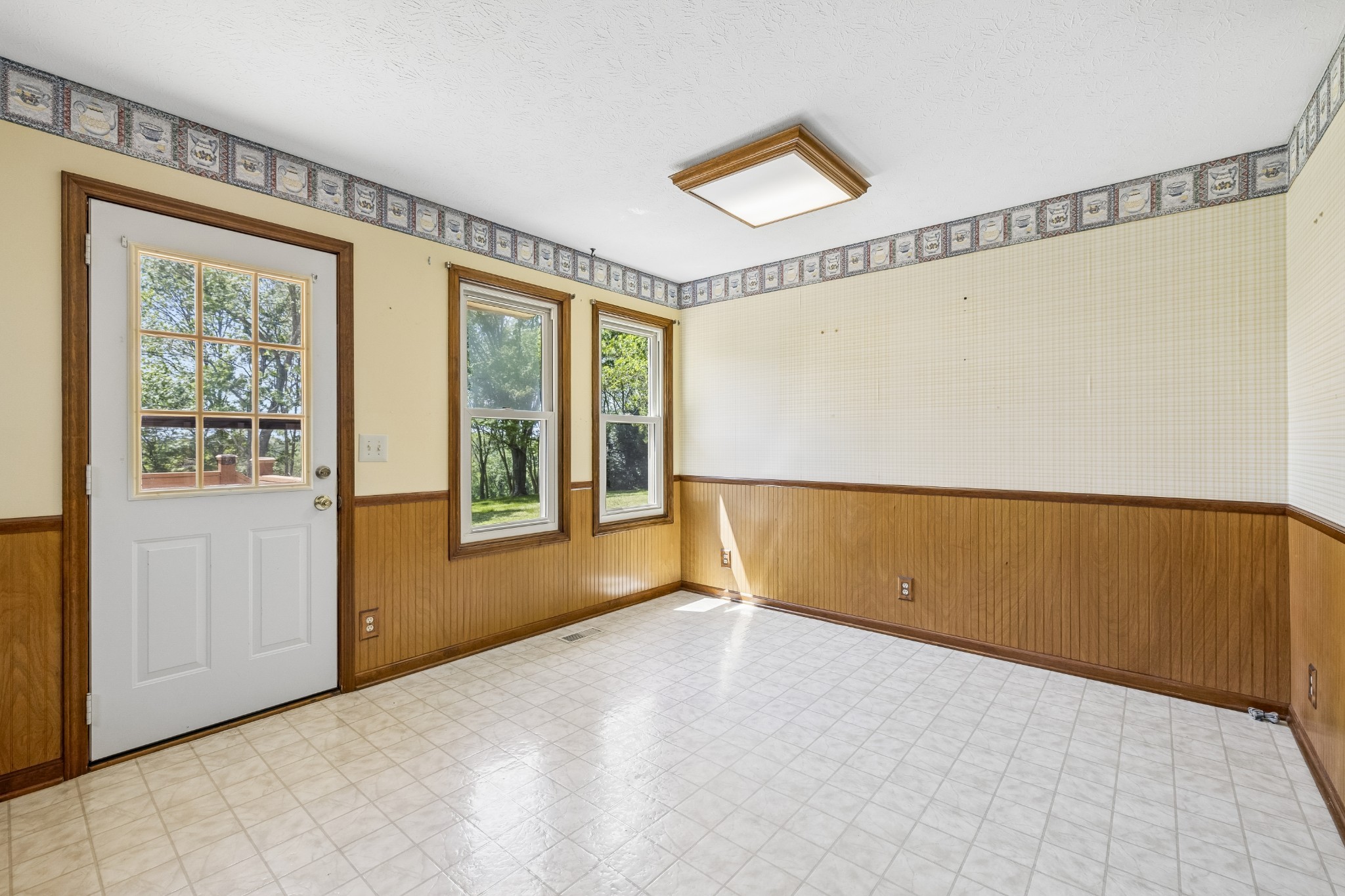 1690 Lawrence Lane Springfield TN 37172