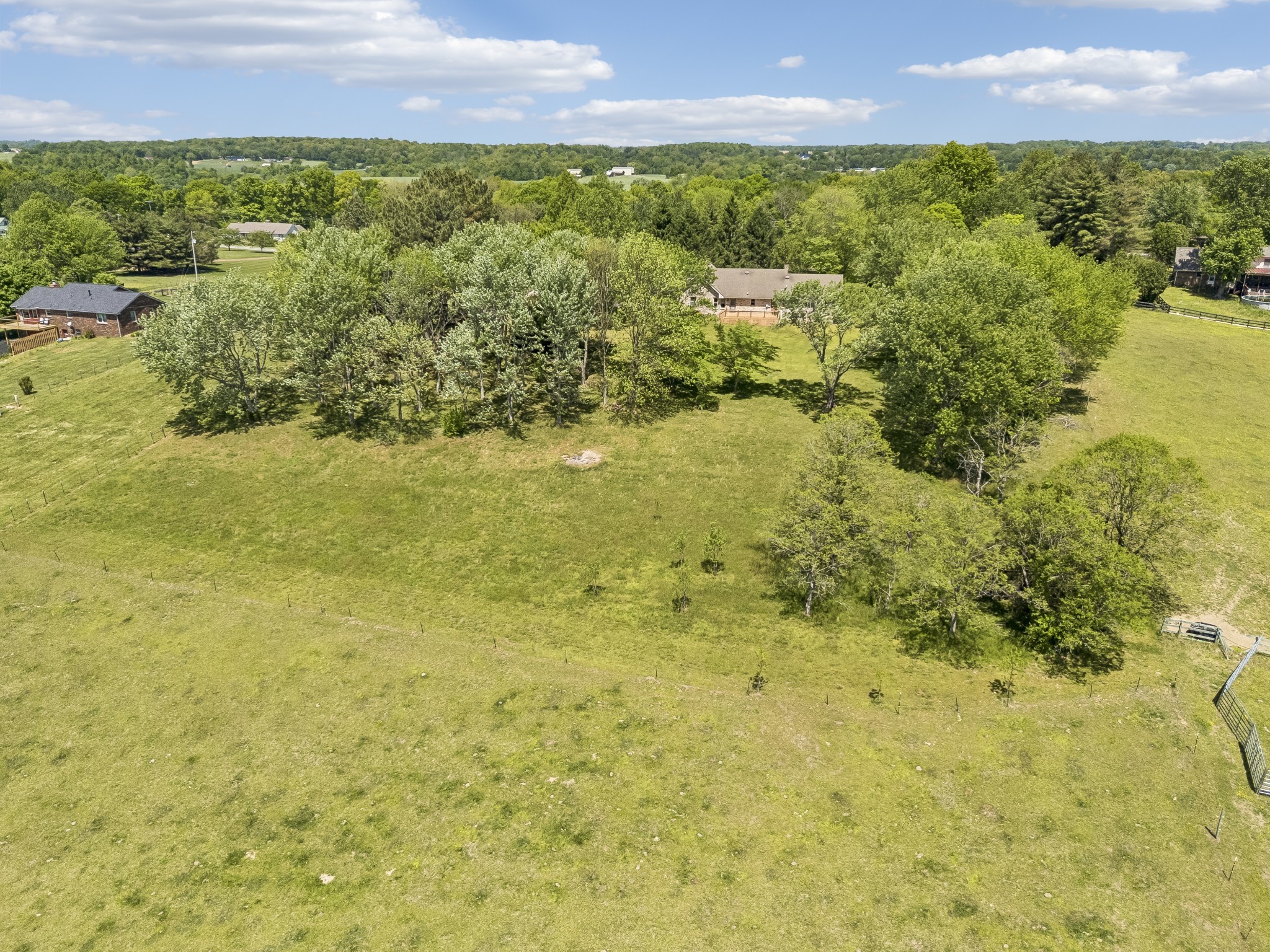 1690 Lawrence Lane Springfield TN 37172