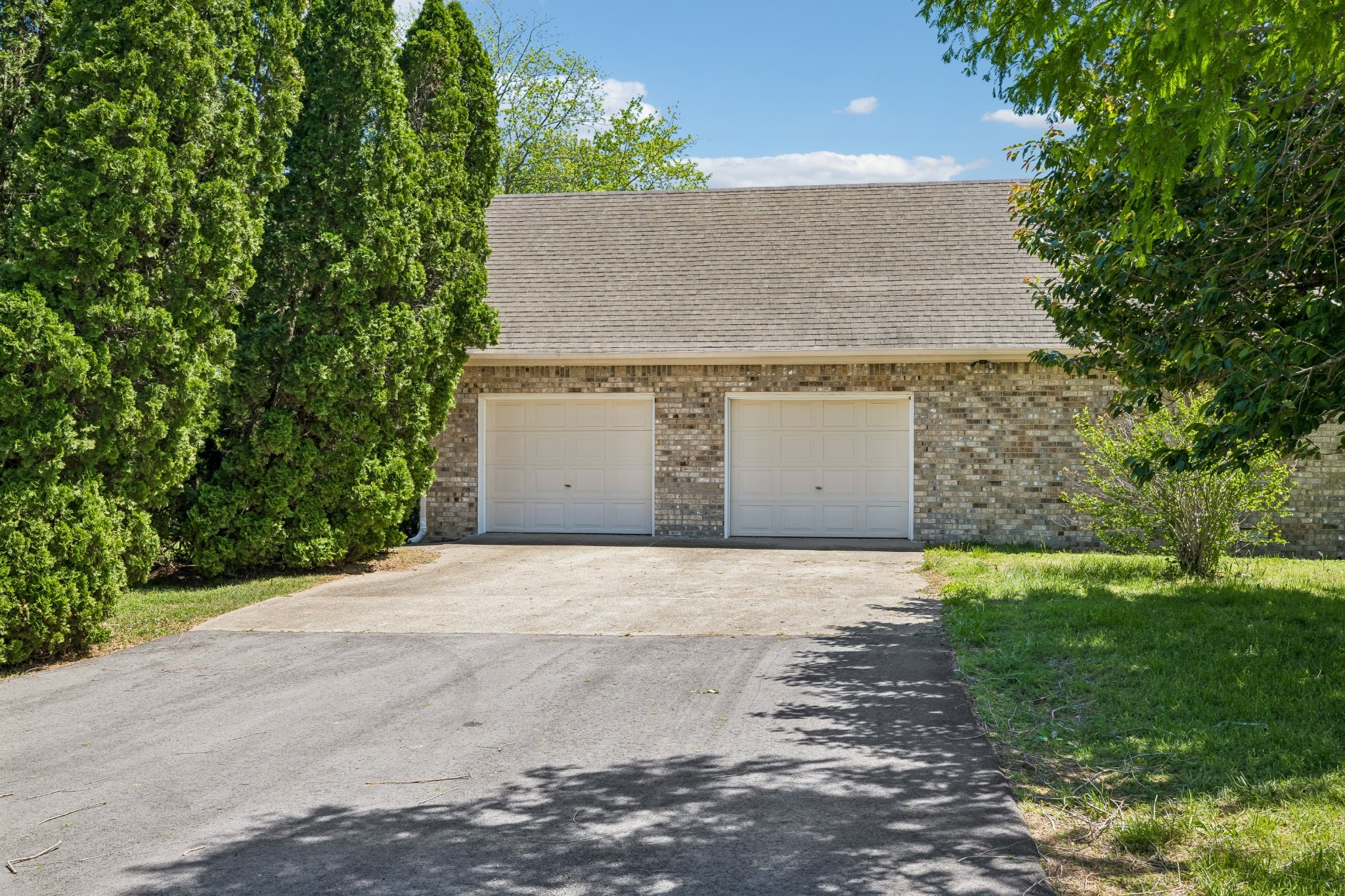 1690 Lawrence Lane Springfield TN 37172