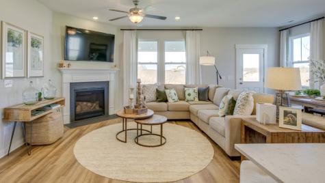 1002 Cunningham Circle Spring Hill TN 37174