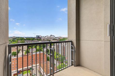 900 20th Ave, S Nashville TN 37212