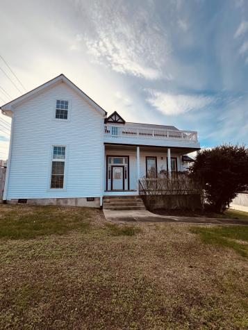 748 Main Street Clarksville TN 37040