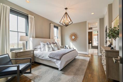 821 Hillview Heights Nashville TN 37204