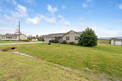 419 Strawberry Drive Winchester TN 37398