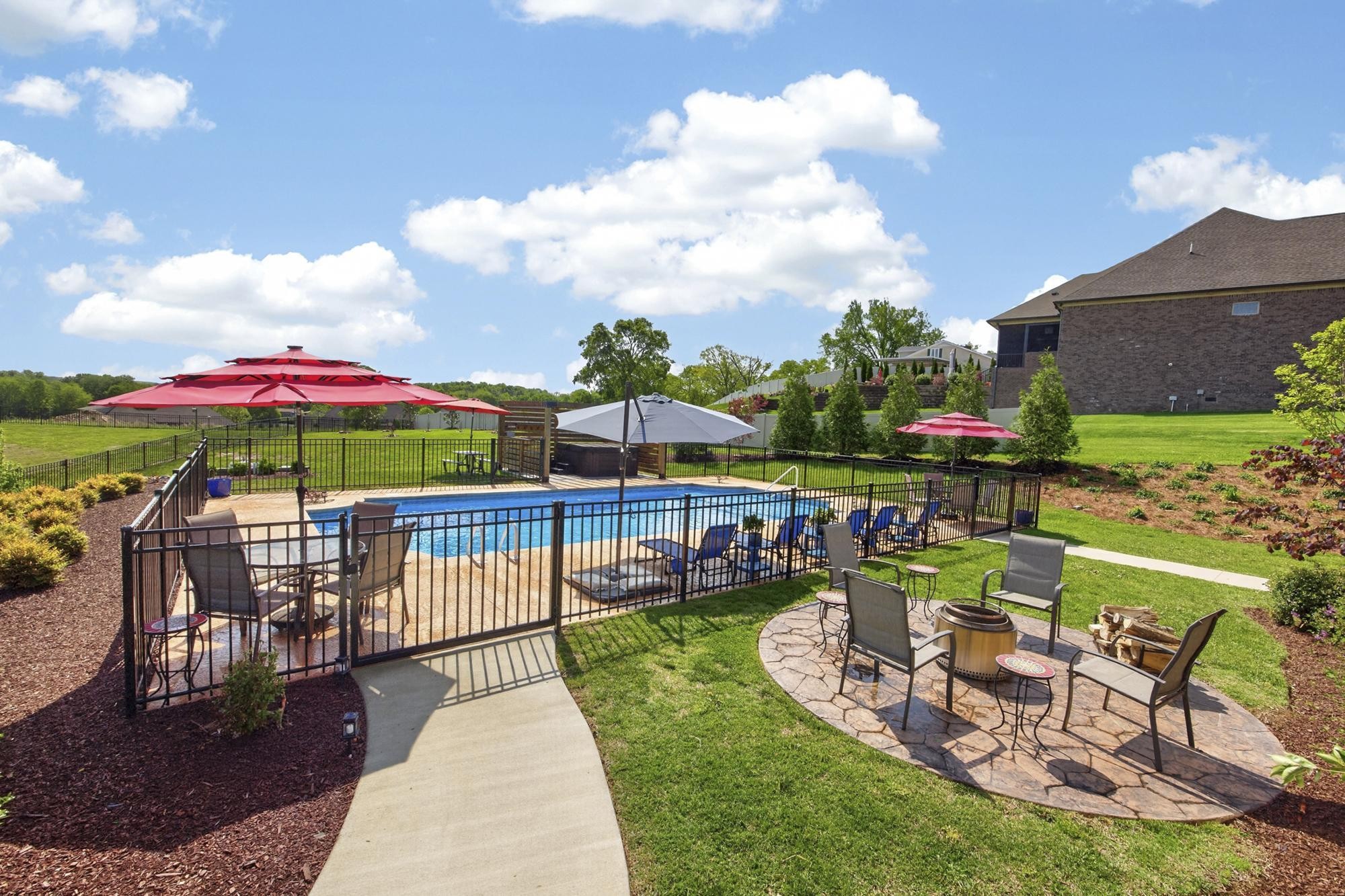 1217 Ballentrace Boulevard Lebanon TN 37087