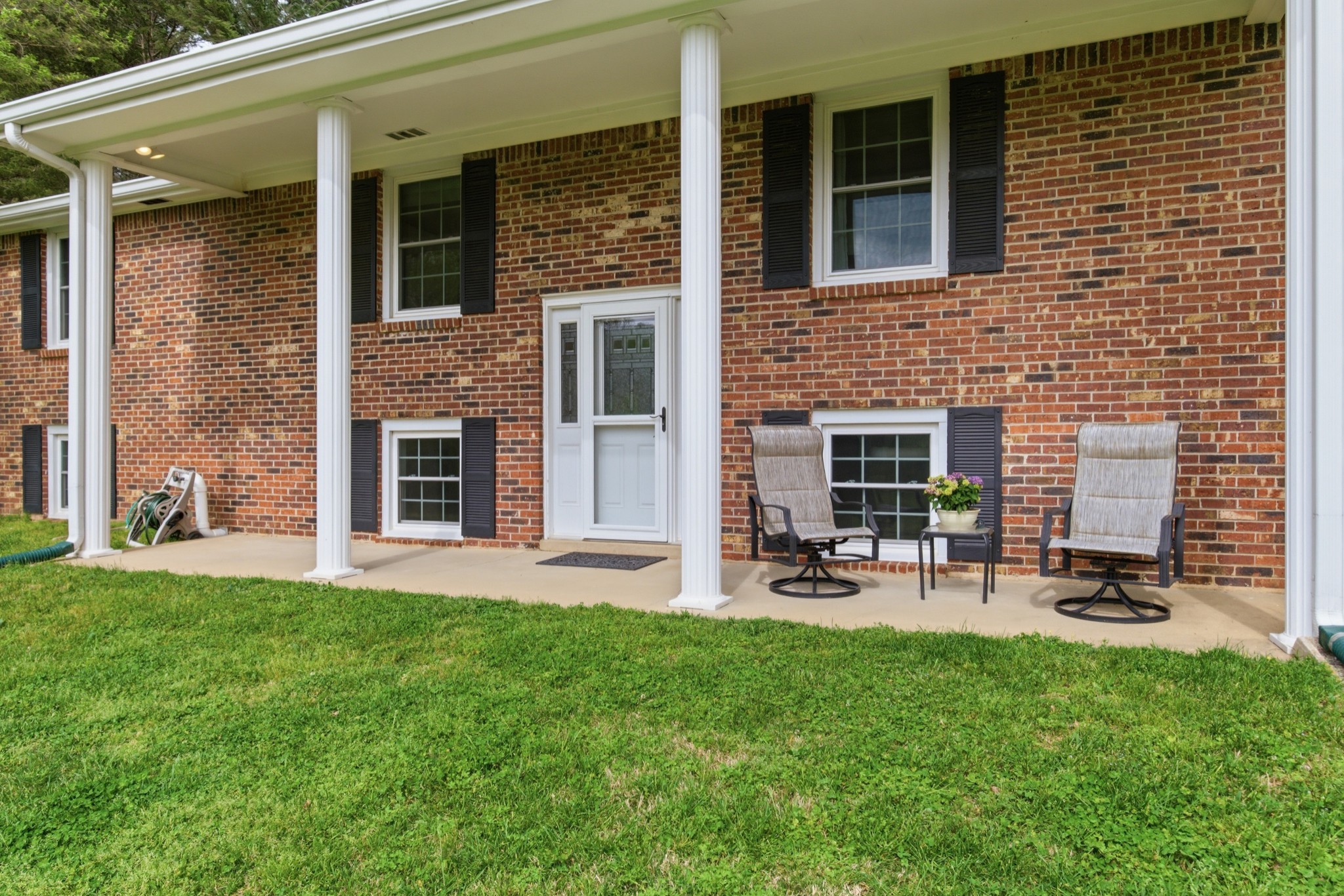 293 E Piney Road Dickson TN 37055