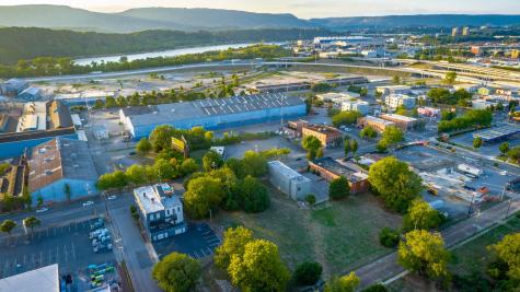 2642 Broad Street Chattanooga TN 37408