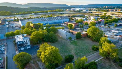 2642 Broad Street Chattanooga TN 37408