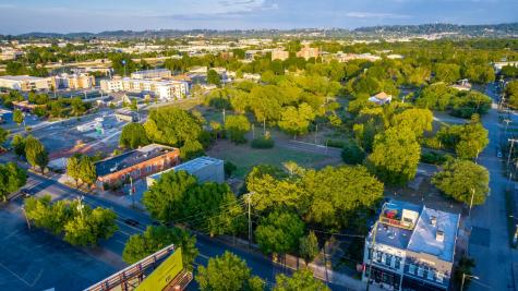 2642 Broad Street Chattanooga TN 37408