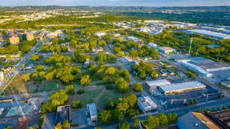 2642 Broad Street Chattanooga TN 37408