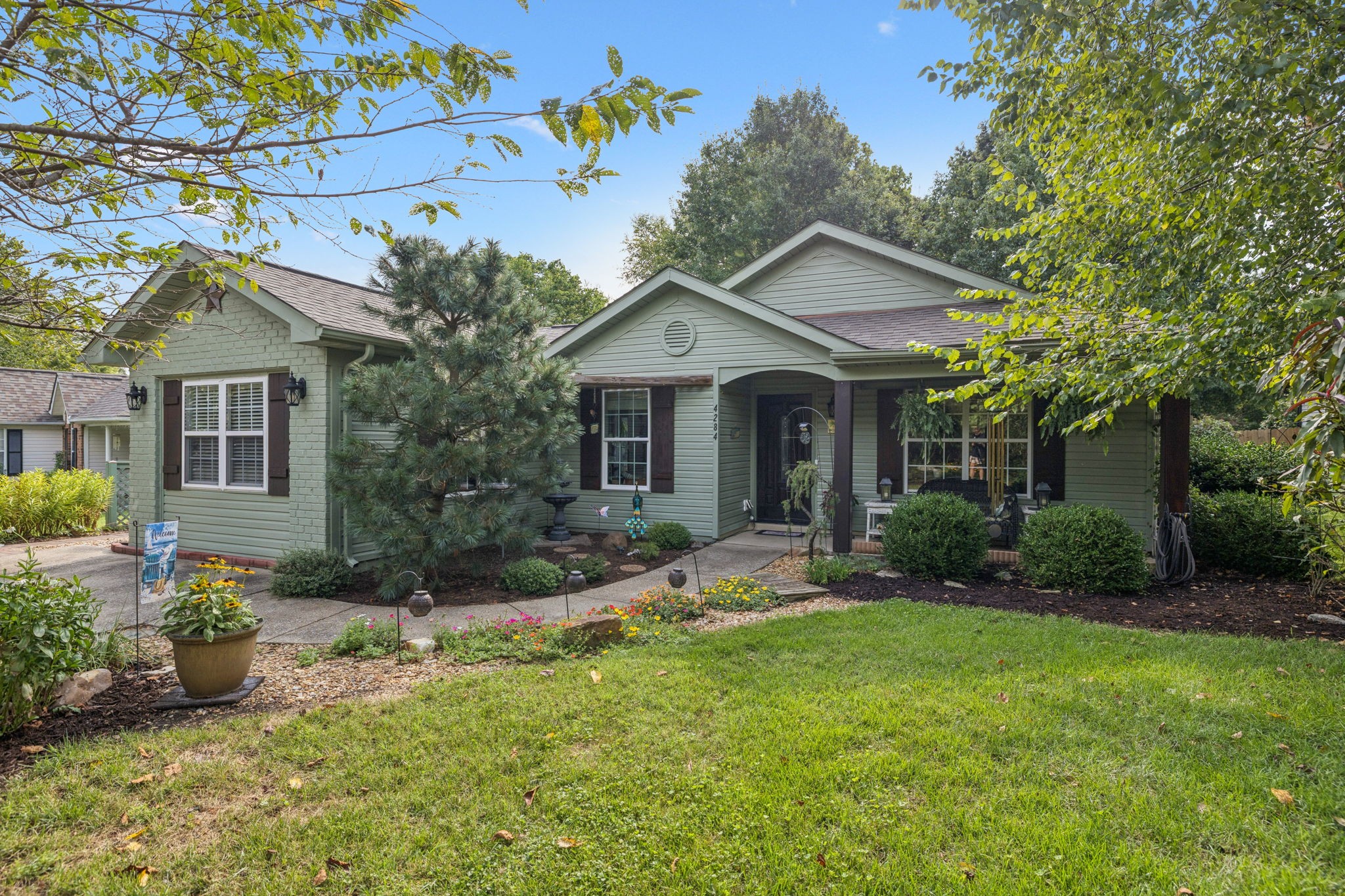 4284 Laurenwood Drive Antioch TN 37013