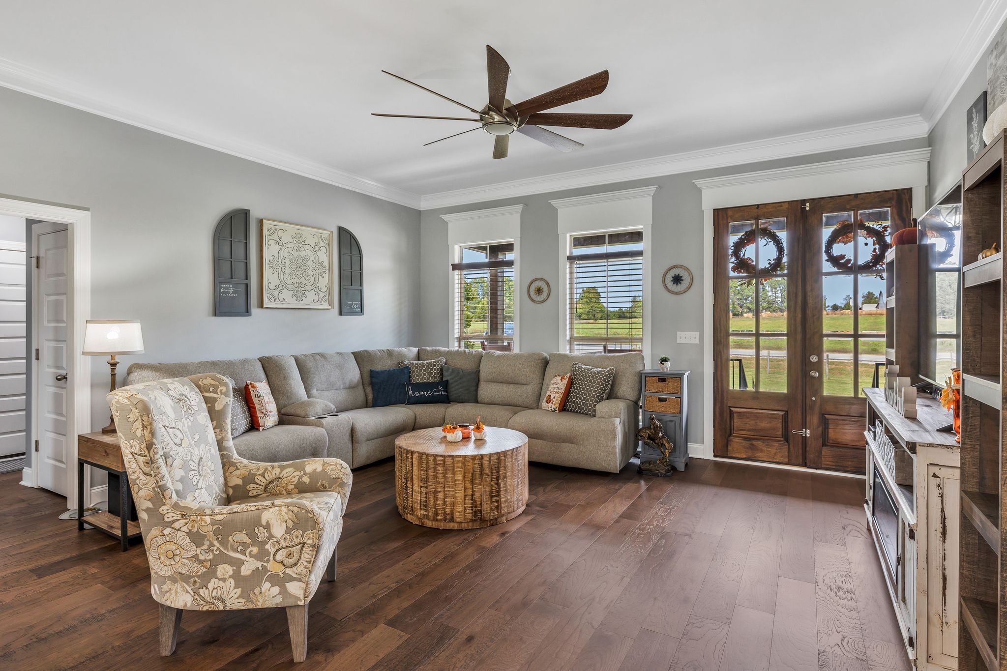321 Dixon Road Shelbyville TN 37160