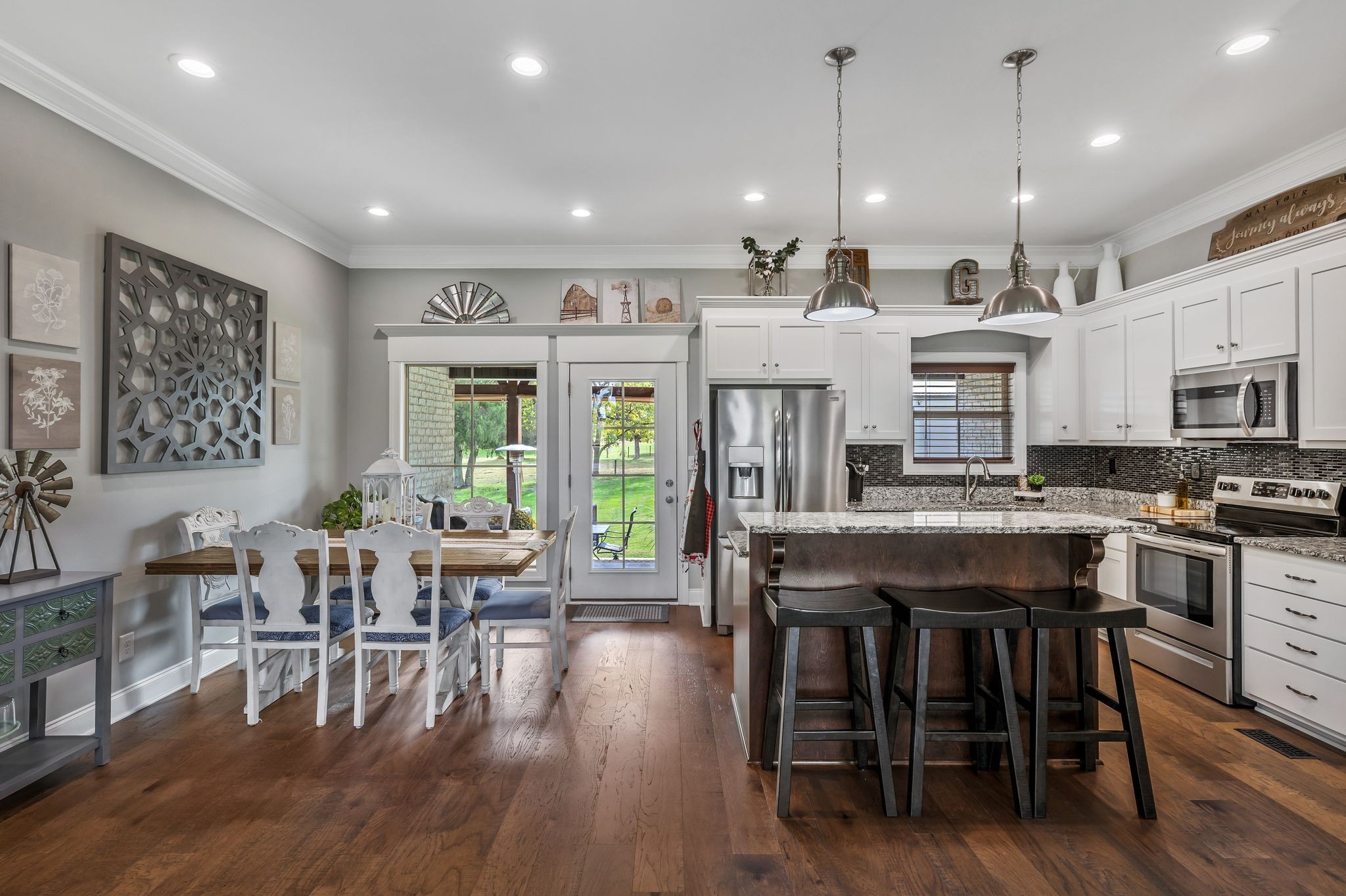 321 Dixon Road Shelbyville TN 37160
