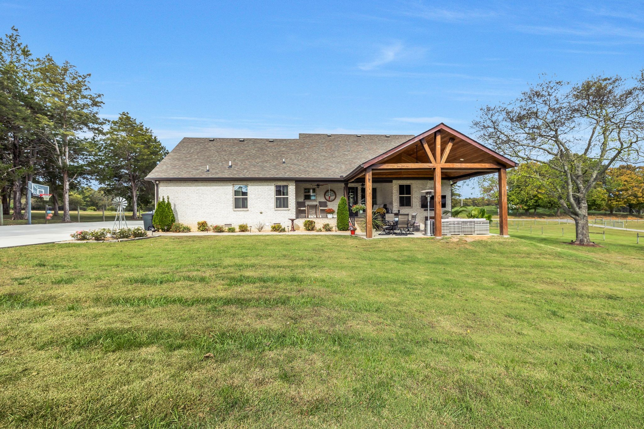 321 Dixon Road Shelbyville TN 37160
