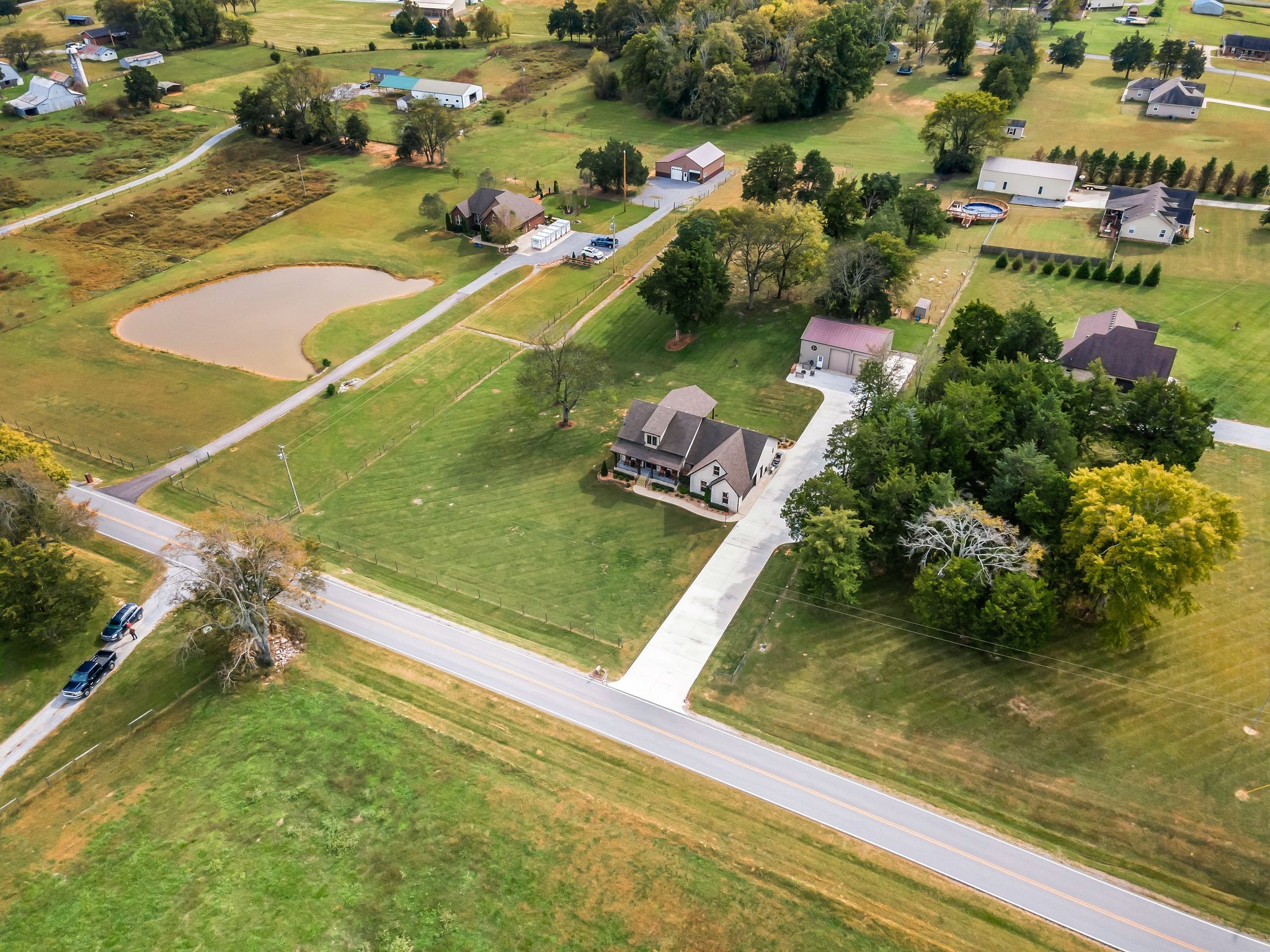 321 Dixon Road Shelbyville TN 37160
