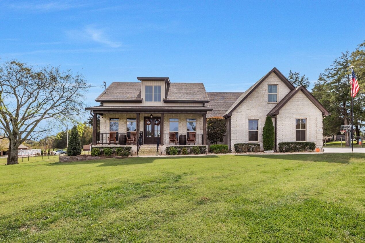 321 Dixon Road Shelbyville TN 37160
