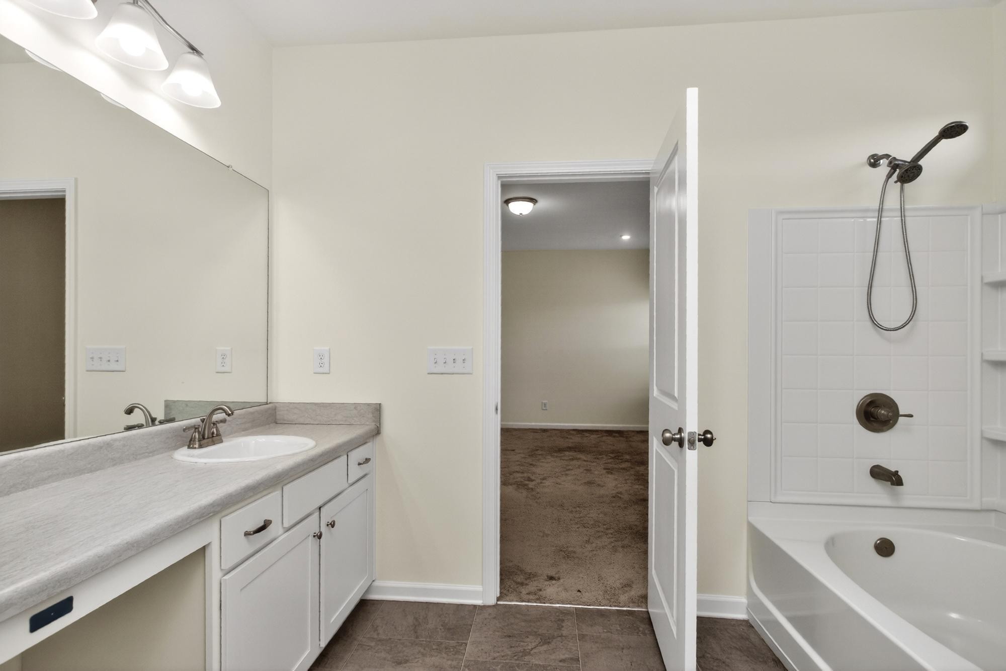 3712 Capstone Drive Murfreesboro TN 37128