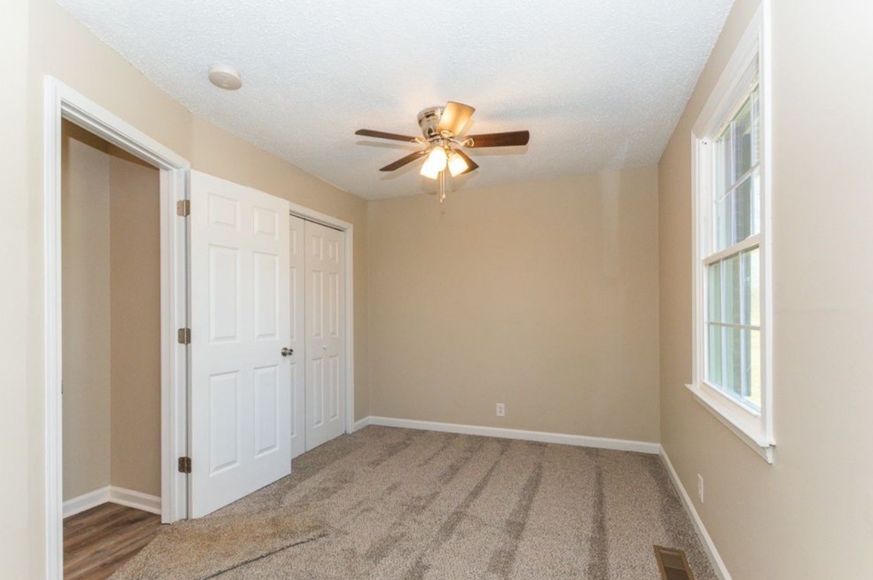 816 Garrettsburg Road Clarksville TN 37042