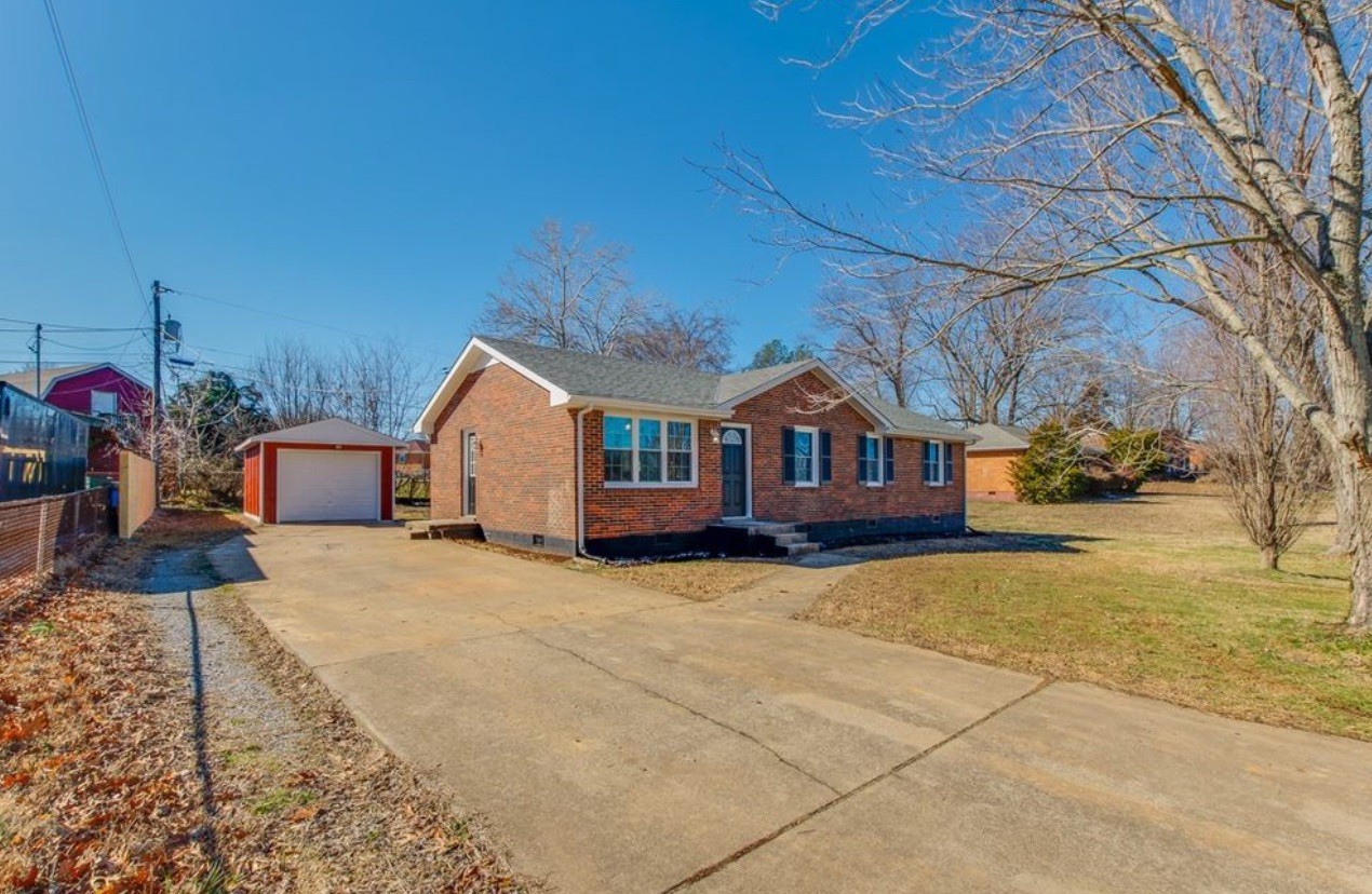 816 Garrettsburg Road Clarksville TN 37042
